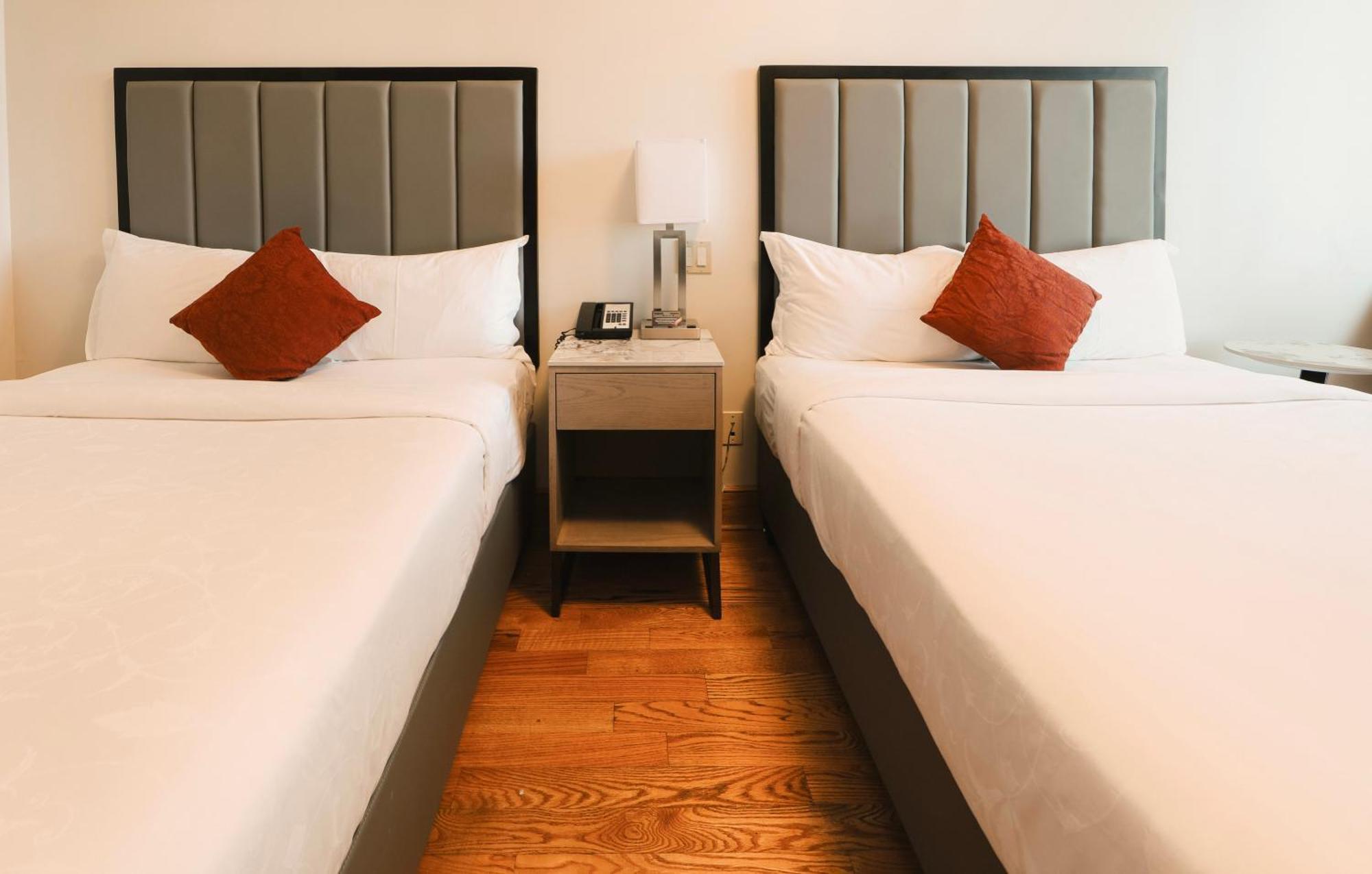 เอเชียติก โฮเทล บาย ลาการ์เดีย แอร์พอร์ต Hotel นิวยอร์ก ภายนอก รูปภาพ
